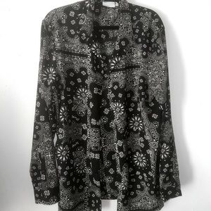 Used 
ASOS DESIGN regular revere shirt in black paisley bandana print